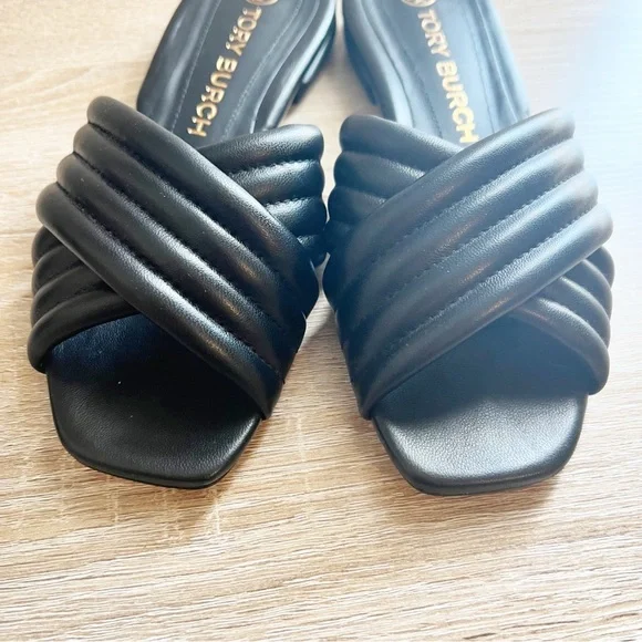 Tory Burch Kira Quilted Perfect Black Criss Cross Sandals Leather Flat Size 8 - Picture 4 of 8